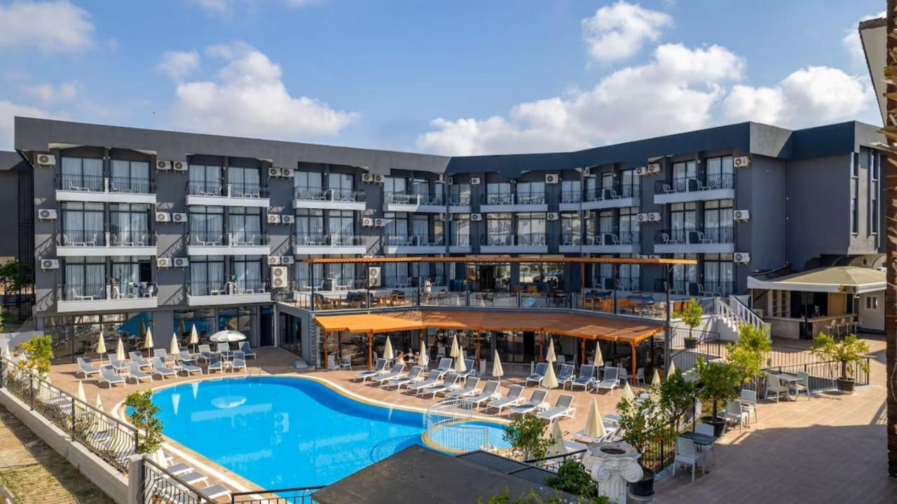 Clover Magic Park Side Hotel Luaran gambar
