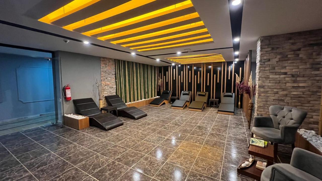 Clover Magic Park Side Hotel Luaran gambar