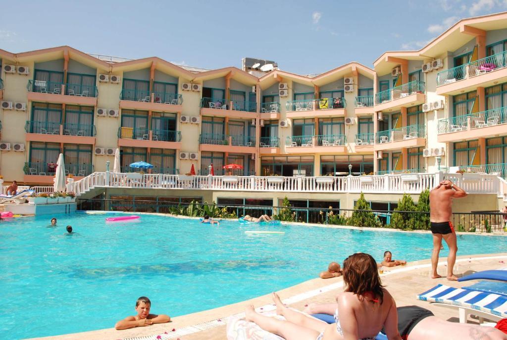 Clover Magic Park Side Hotel Luaran gambar